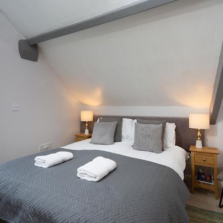Bootham Court Grade II Duplex Apartment With Free Parking & Wi-Fi - Sleeps 2-6 People York Kültér fotó