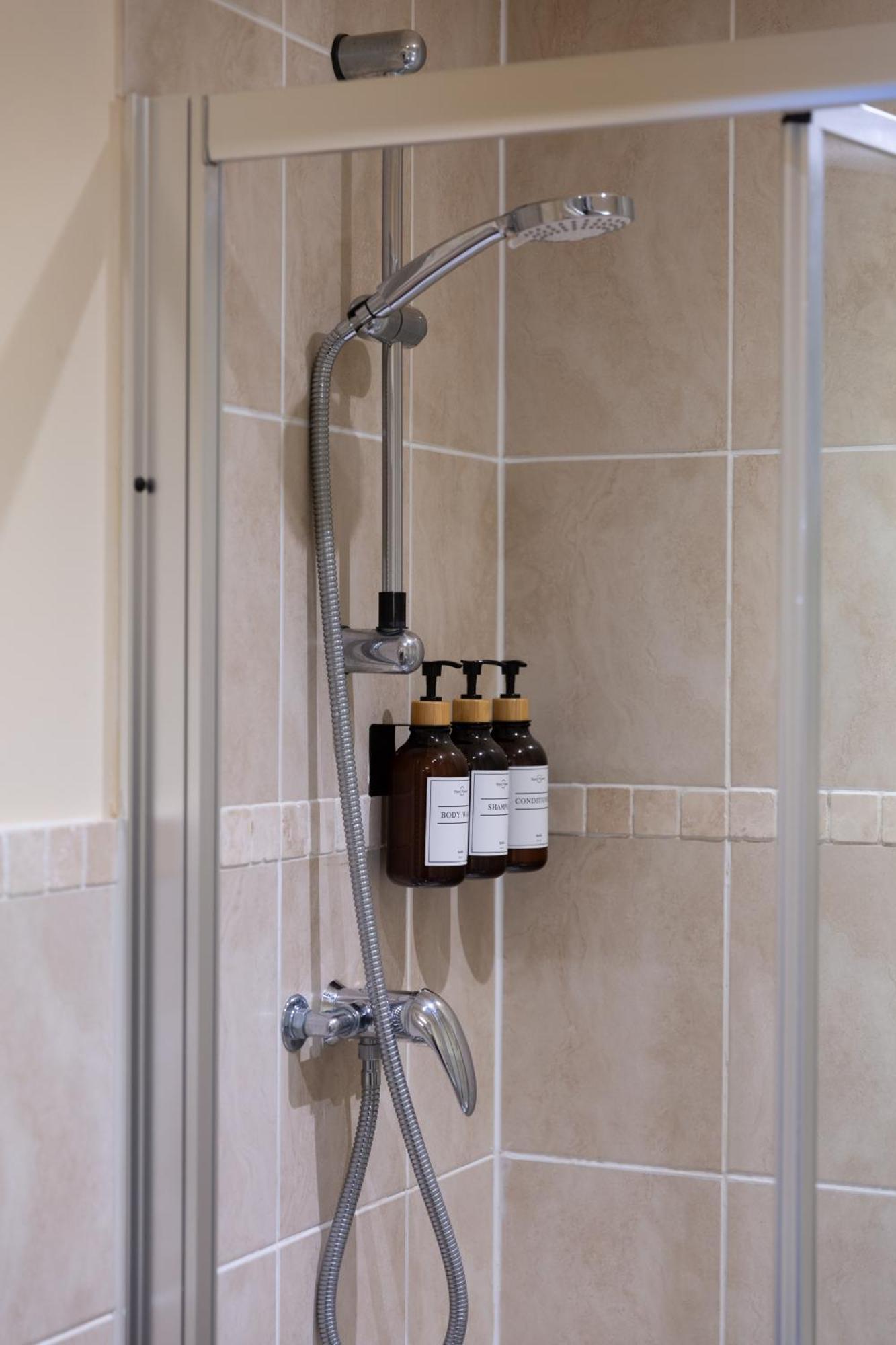 Bootham Court Grade II Duplex Apartment With Free Parking & Wi-Fi - Sleeps 2-6 People York Kültér fotó