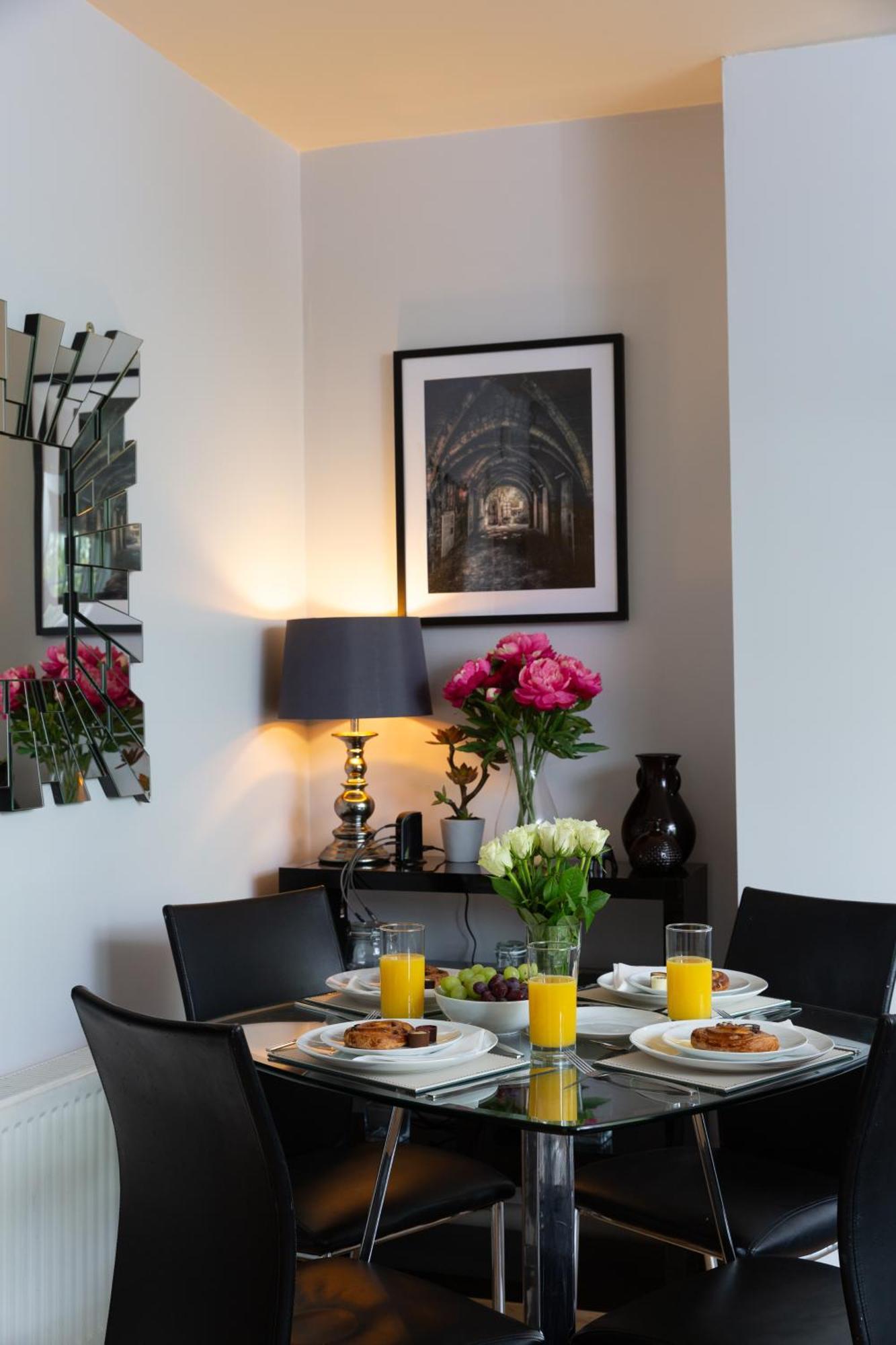 Bootham Court Grade II Duplex Apartment With Free Parking & Wi-Fi - Sleeps 2-6 People York Kültér fotó