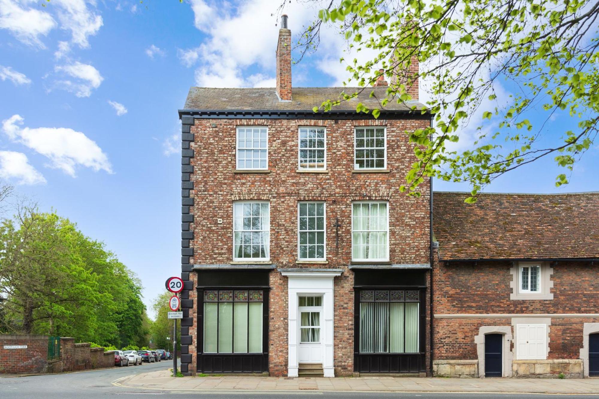 Bootham Court Grade II Duplex Apartment With Free Parking & Wi-Fi - Sleeps 2-6 People York Kültér fotó
